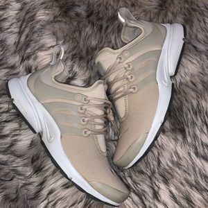 Nike Air Presto SE